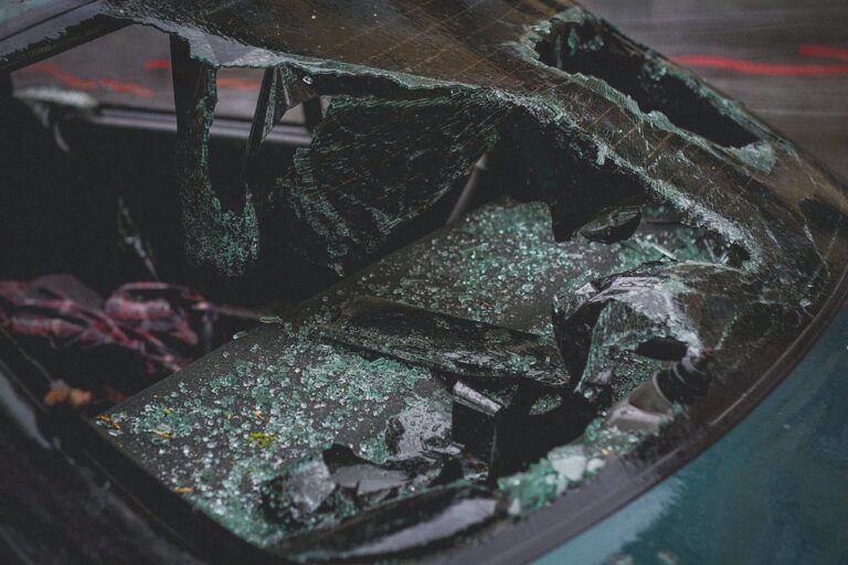 Dochodzenie odszkodowania i zadośćuczynienia po wypadku drogowym